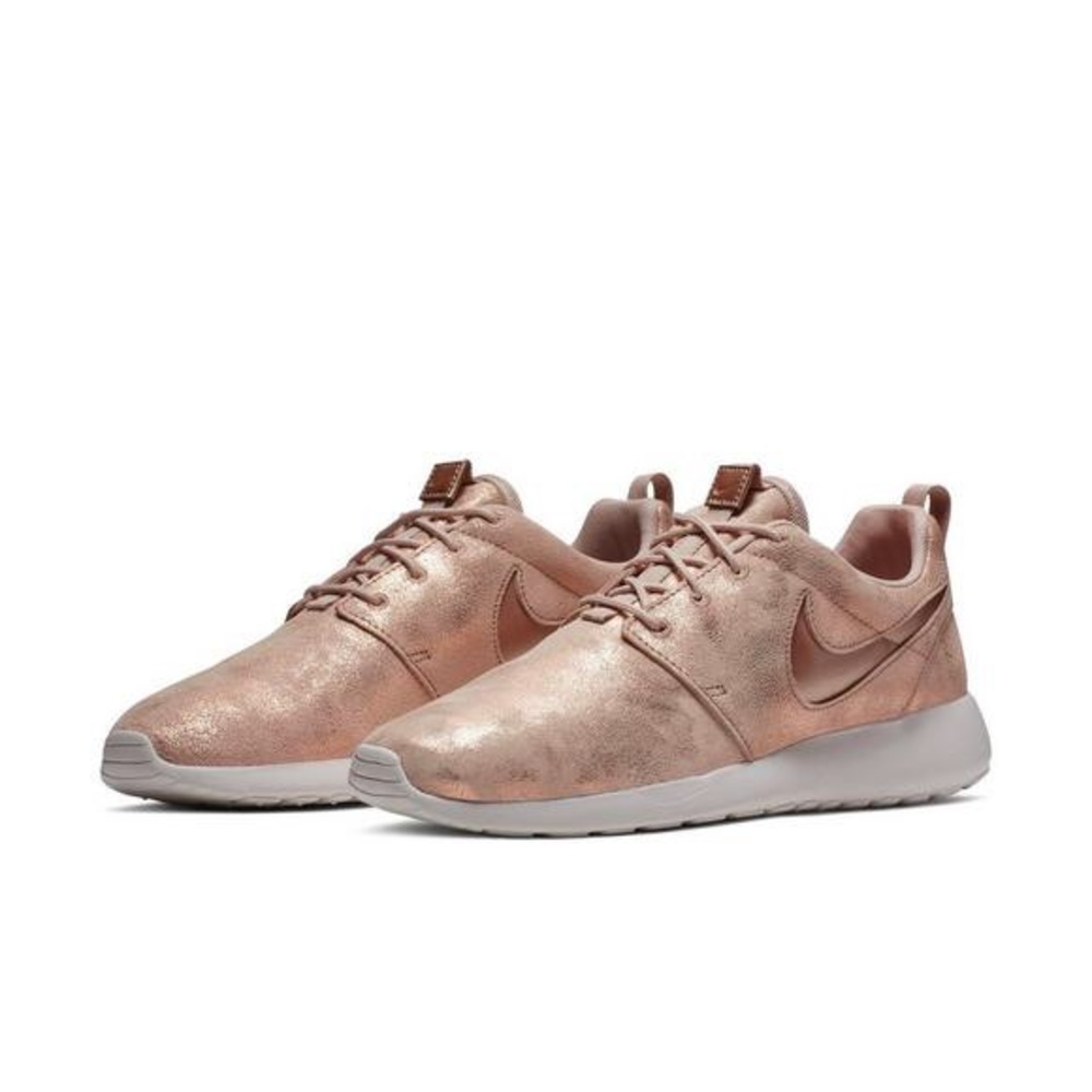 Nike Roshe Premium Rose Gold